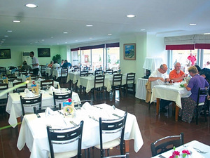 LARA DINC HOTEL (9 foto / 9)