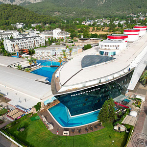 TRANSATLANTIK HOTEL & SPA (2 foto / 10)