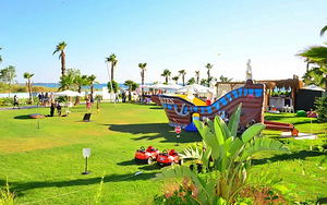 A HOTEL SIDE (8 фото из 10)