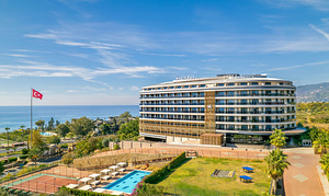 MICHELL HOTEL & SPA (2 фото из 10)