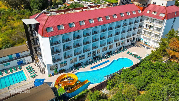 ANITA MATIATE HOTEL