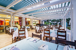ZENA RESORT HOTEL (5 foto / 10)