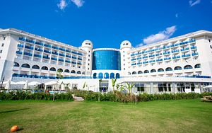 WATER SIDE RESORT & SPA (1 foto / 10)