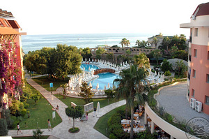 PALMERAS BEACH HOTEL (2 foto / 10)