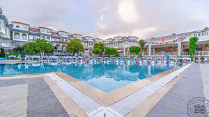 VIKING GARDEN HOTEL & SPA (4 foto / 10)