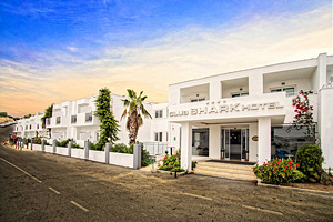 SHARK CLUB HOTEL (2 foto / 10)