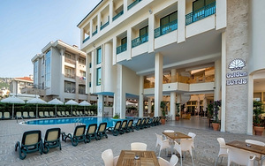 GOLDEN LOTUS HOTEL (2 foto / 10)