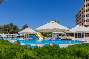 THE HOLIDAY RESORT (4 foto / 10)