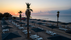 ADORA HOTEL & RESORT (5 foto / 16)