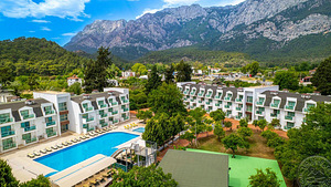 THE NIX HOTEL (9 фото из 10)