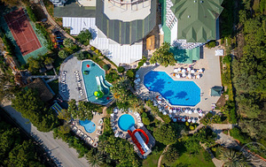 Q AVENTURA PARK HOTEL (2 foto / 10)