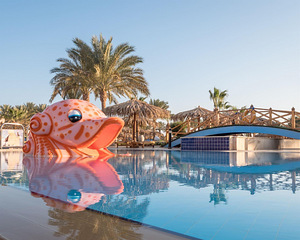 LONG BEACH RESORT HURGHADA (EX. HILTON LONG BEACH RESORT) (3 foto / 10)