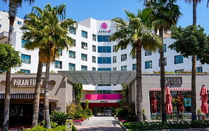 AKRA V HOTEL (2 фото из 10)