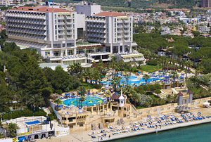 FANTASIA HOTEL DELUXE (1 foto / 10)