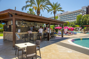 MONACHUS HOTEL & SPA (12 фото из 13)