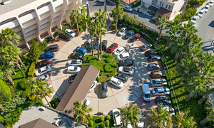 THE GRAND BLUE SKY HOTEL (6 foto / 10)