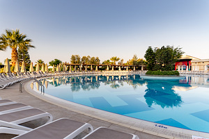 SEAMELIA BEACH RESORT HOTEL & SPA (6 foto / 10)