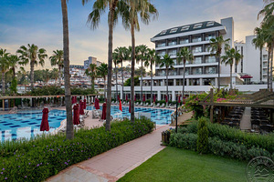 TRENDY PALM BEACH ADULT ONLY (16+) (5 foto / 10)