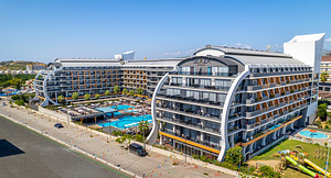 SENZA THE INN RESORT & SPA (2 foto / 10)
