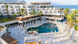 MARIL RESORT HOTEL (5 foto / 10)