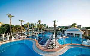 LIMAK ATLANTIS DE LUXE HOTEL & RESORT (1 foto / 10)