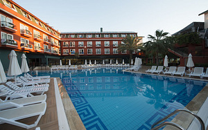 ASDEM PARK HOTEL (4 foto / 10)