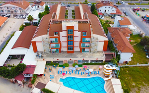 SISUS MARINA HOTEL (2 foto / 10)