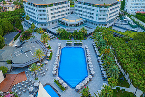 MIRAMARE BEACH HOTEL (2 foto / 10)