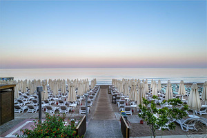 TRENDY SIDE BEACH ADULT ONLY (16+) (10 foto / 10)
