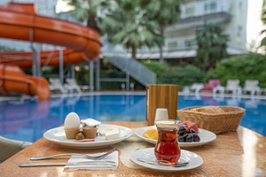 CARMEN SUITE HOTEL (6 foto / 10)