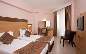 KLEOPATRA REMI HOTEL (2 foto / 17)