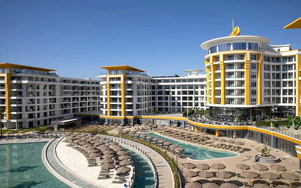 AZURA WORLD HOTEL