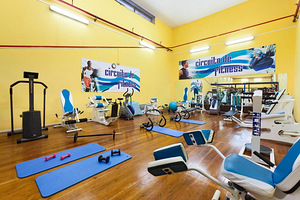 APARTAMENTOS MASARU (8 foto / 10)
