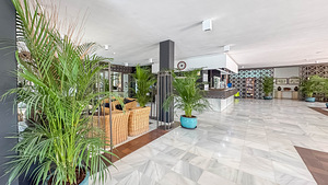 APARTAMENTOS PARQUE DEL SOL (4 foto / 10)