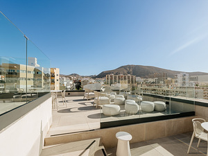 REVERON PLAZA (8 foto / 10)