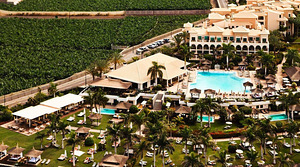 RED LEVEL AT GRAN MELIA PALACIO DE ISORA (ADULTS ONLY 16+) (3 foto / 10)