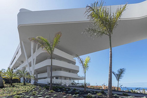 ROYAL HIDEAWAY CORALES SUITES (2 foto / 10)