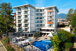 GRAND OKAN HOTEL (1 foto / 10)