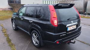Nissan X-Trail Diisel (9 foto / 11)
