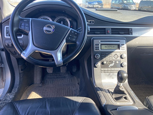 Varuosadeks volvo v70,2010,1,6,80lw (7 foto / 8)