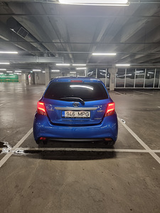Toyota yaris Hybrid 54kw (5 foto / 10)