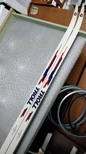 UUED Suusad Visu Troll 560, 190cm (1 foto / 3)