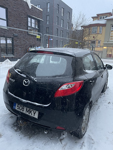 Mazda 2 8/2008 (7 foto / 8)
