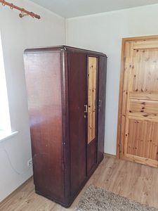 Riidekapp vanaaegne, täispuidust,korralik (4 foto / 4)