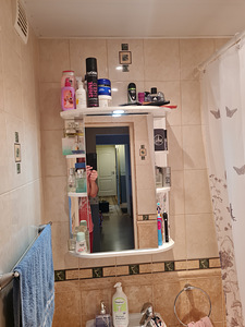 Vannitoa kapp peegli ja valgustusega Giro550x702x250mm (1 foto / 5)