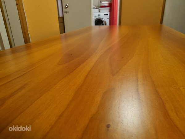 Обеденный стол (фото #1)