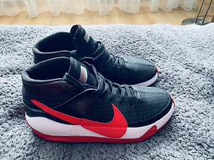 Nike tossud, suurus 40 (1 foto / 4)