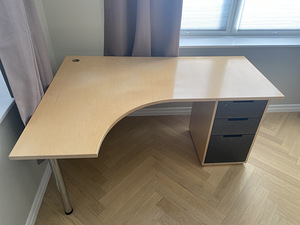 Kontorilaud / nurgalaud / arvutilaud kapiga (1 foto / 4)