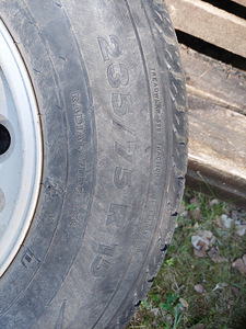 Диски и шины 235/75 R15 Opel Frontera (3 фото из 3)