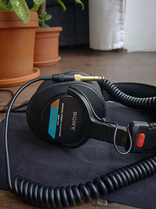 Sony MDR-7506 Studio Headphones (1 foto / 5)